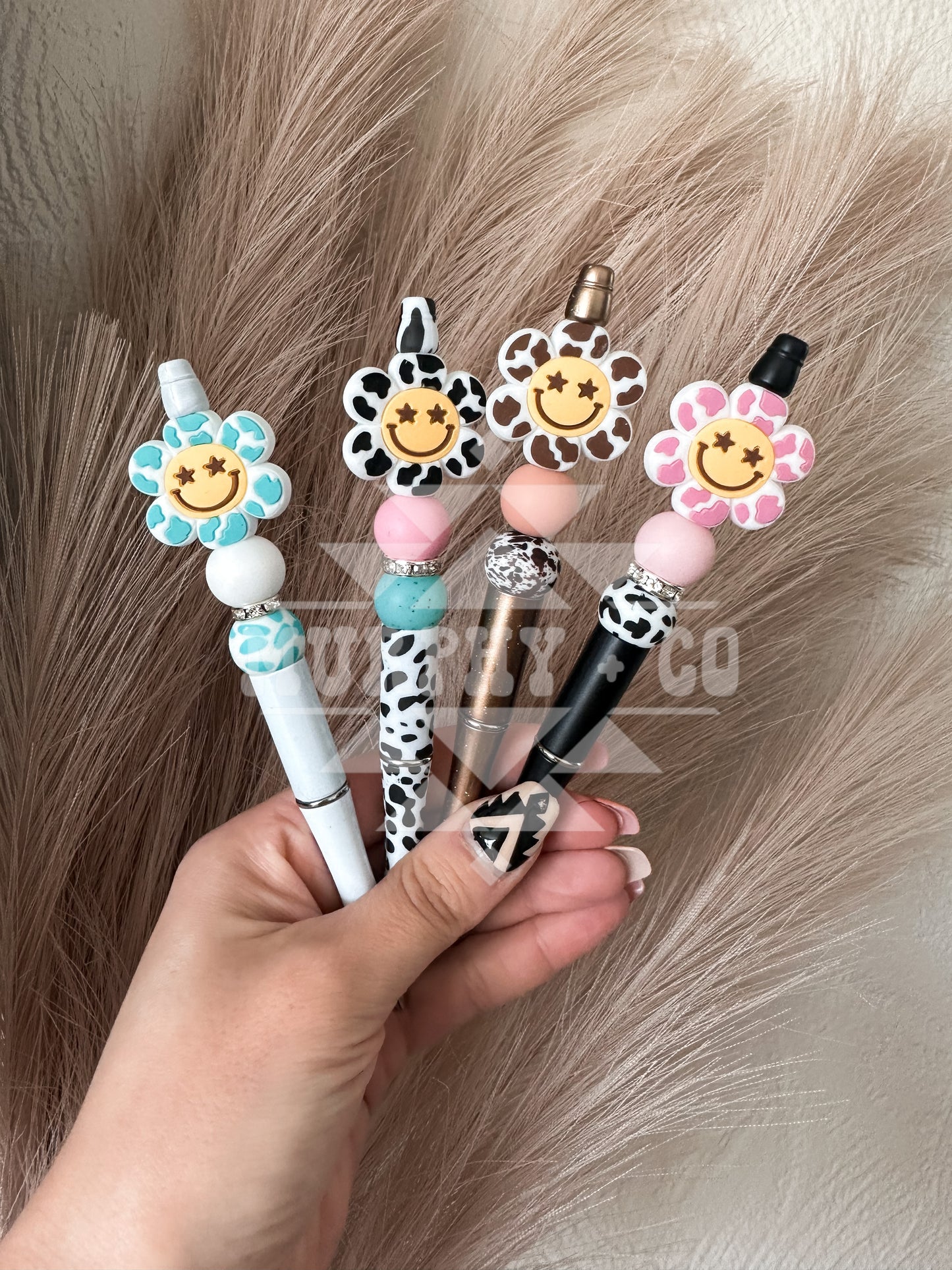 BOHO COWPRINT SMILEY PEN